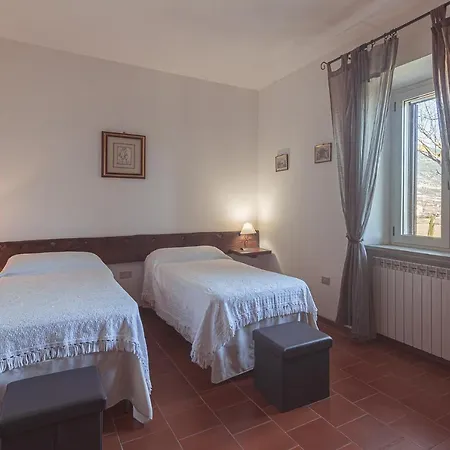 Lantgård Querceto *
