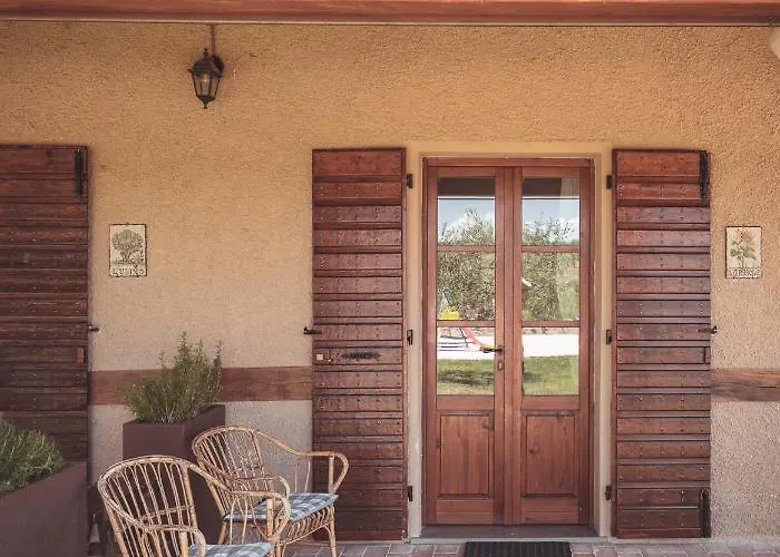 Agriturismo Querceto Farm stay